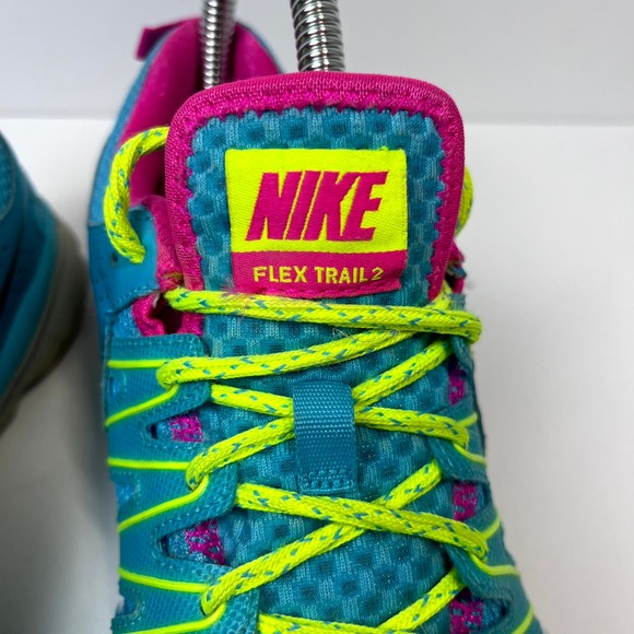 NIKE Flex Trail 2 Women's 7 Blue Pink Athletic Training Running Shoe Sneaker - Picture 3 of 14